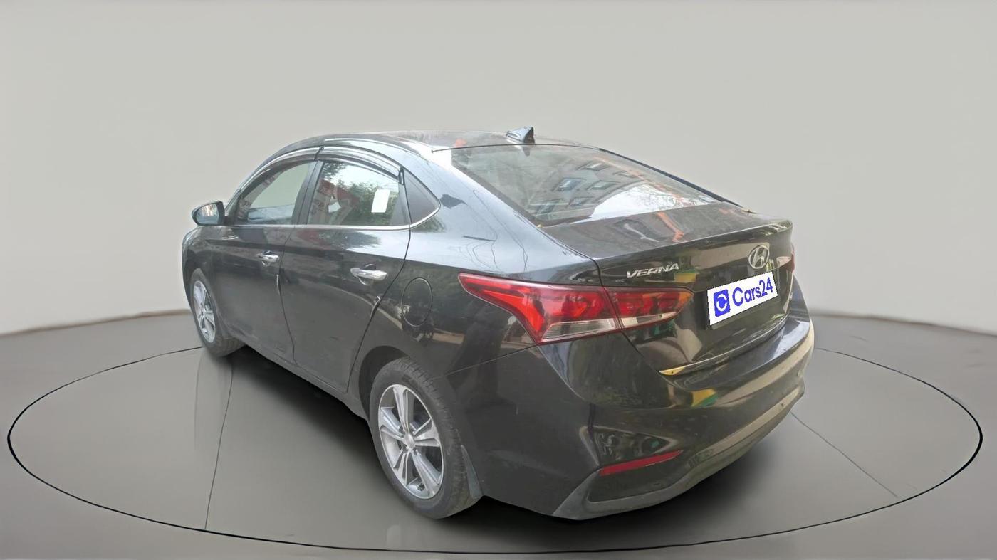 2018 Hyundai Verna 1.6 VTVT SX O, Petrol, Manual, 40,941 km, exterior