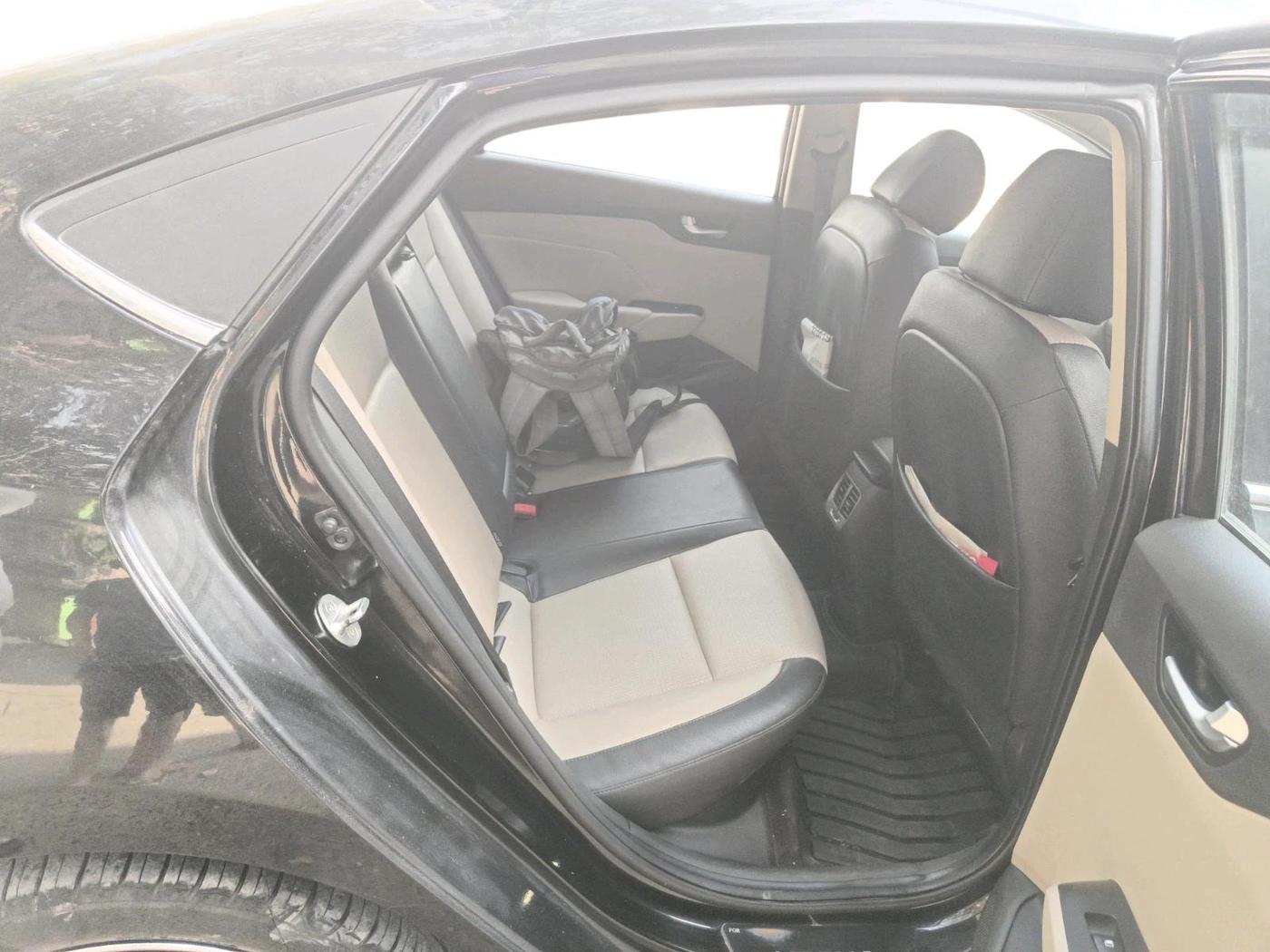 2018 Hyundai Verna 1.6 VTVT SX O, Petrol, Manual, 40,941 km, interior