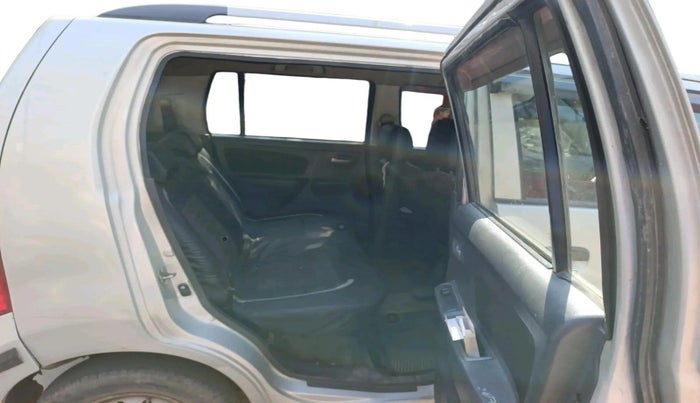 2011 Maruti Wagon R 1.0 LXI, Petrol, Manual, 81,196 km, interior