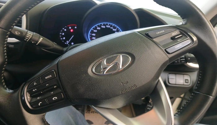 2021 Hyundai VENUE SX 1.5 CRDI, Diesel, Manual, 1,67,561 km, interior