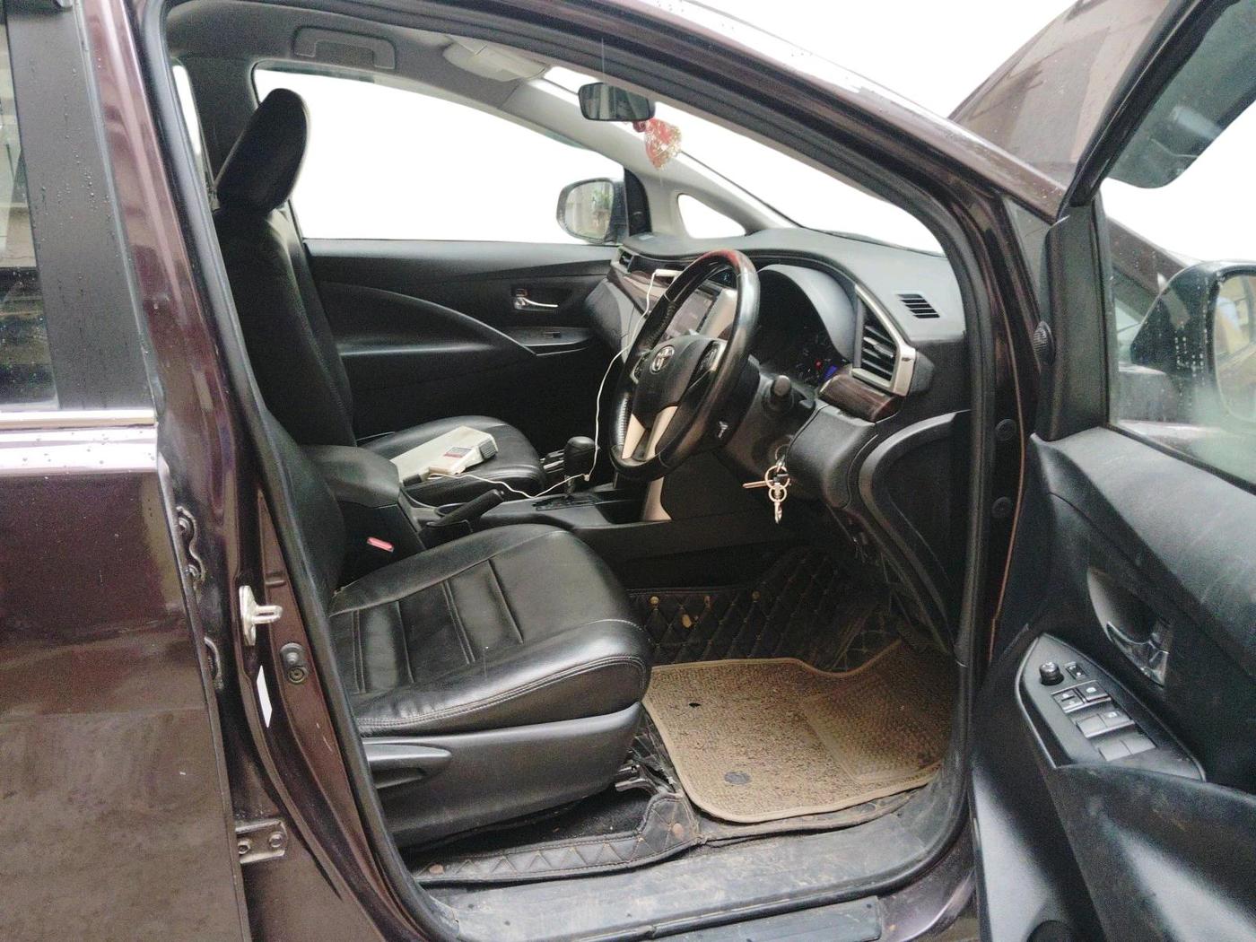 2018 Toyota Innova Crysta 2.8 GX AT 7 STR, Diesel, Automatic, 1,05,047 km, interior