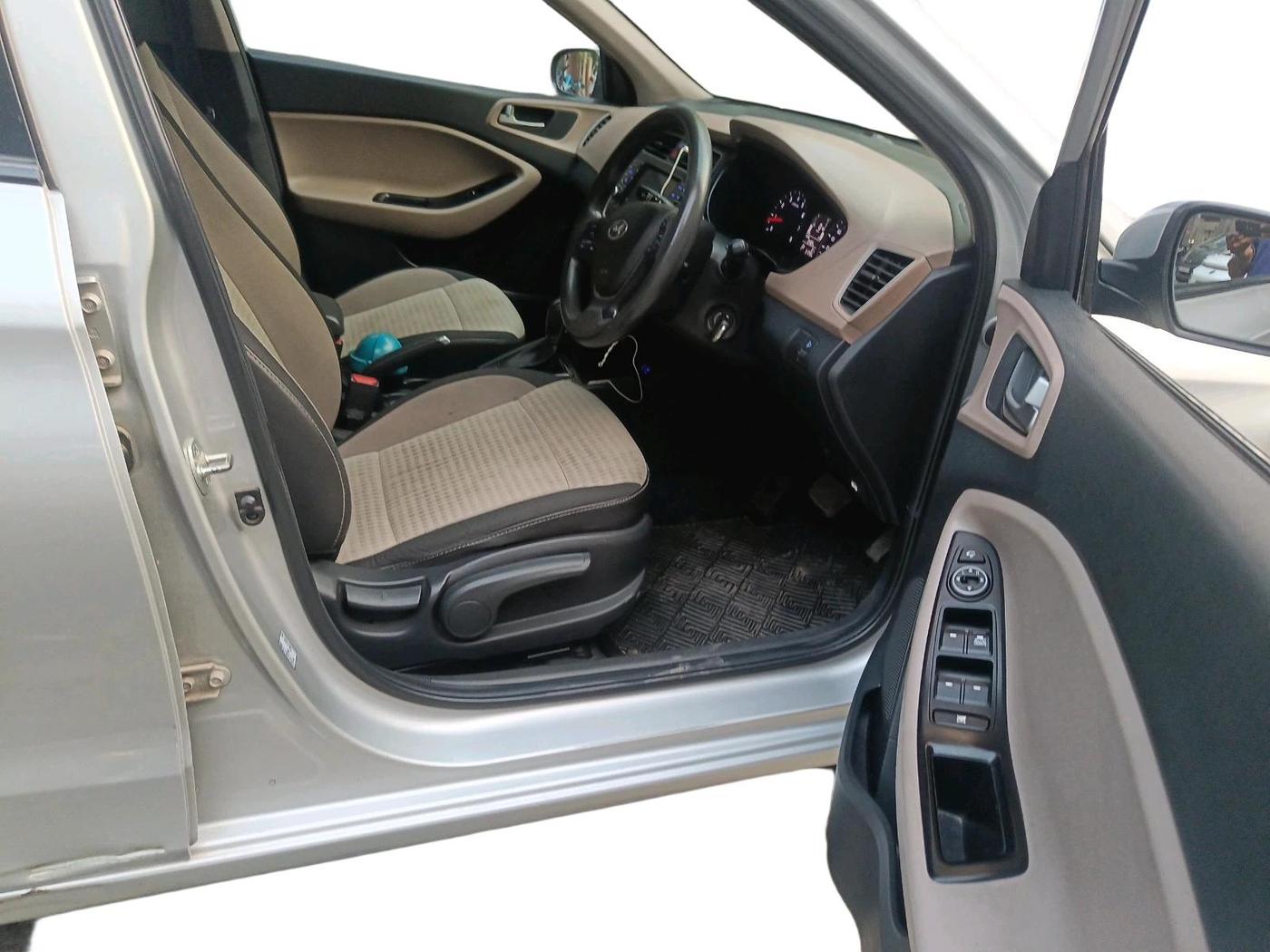 2018 Hyundai Elite i20 ASTA 1.2  CVT, Petrol, Automatic, 31,266 km, interior