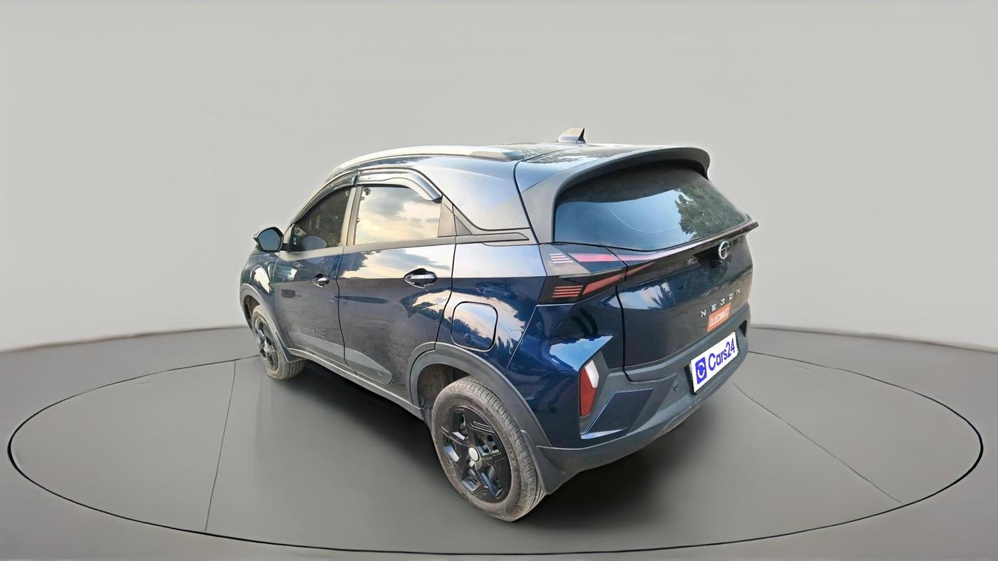 2026 Tata NEXON Pure Plus AMT, Petrol, Automatic, 1,067 km, exterior
