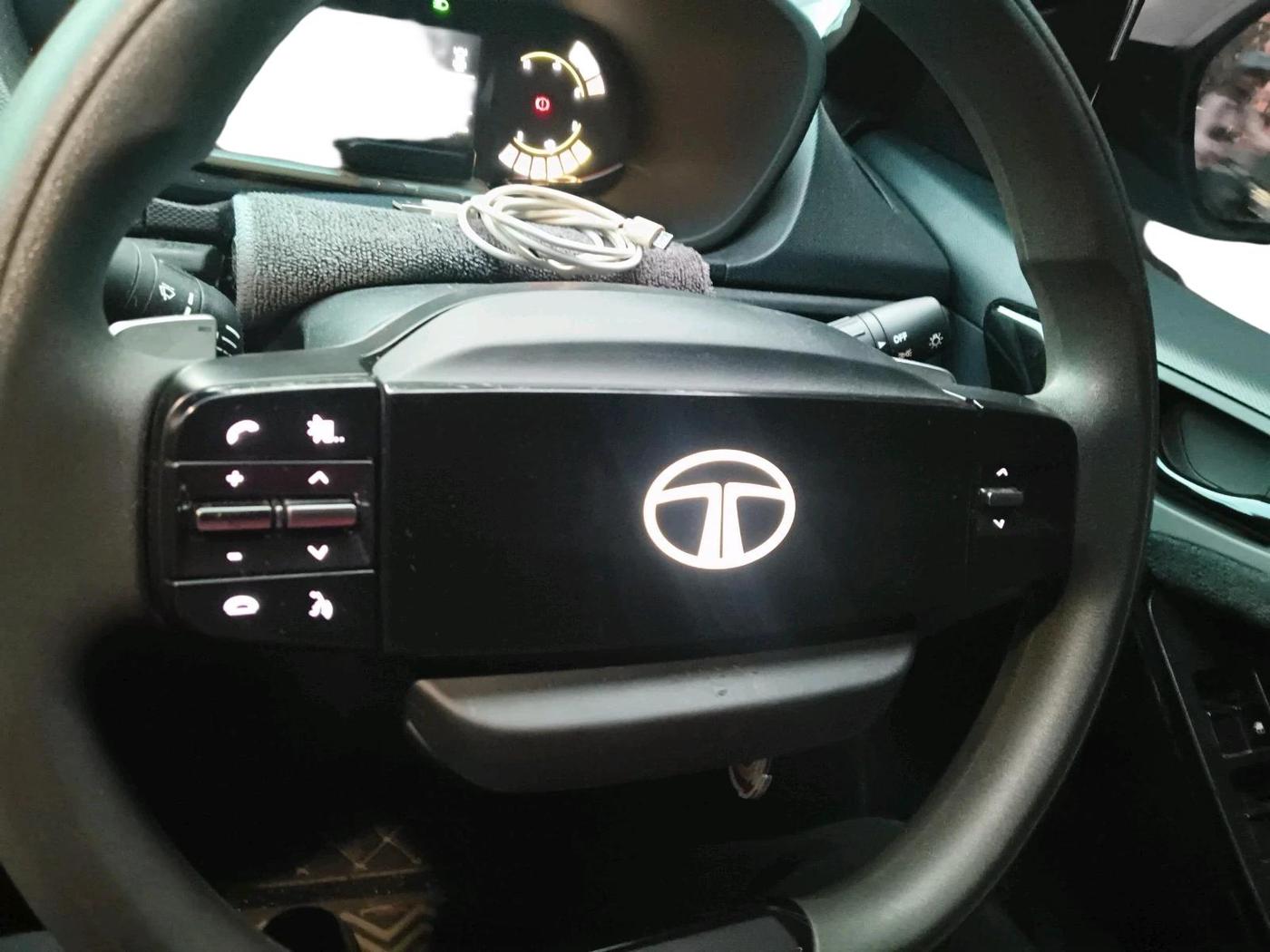2026 Tata NEXON Pure Plus AMT, Petrol, Automatic, 1,067 km, interior