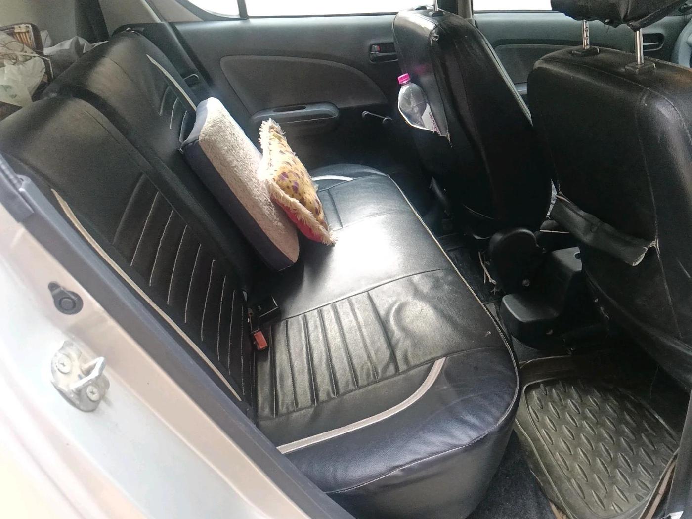 2011 Maruti Ritz LXI, Petrol, Manual, 51,444 km, interior