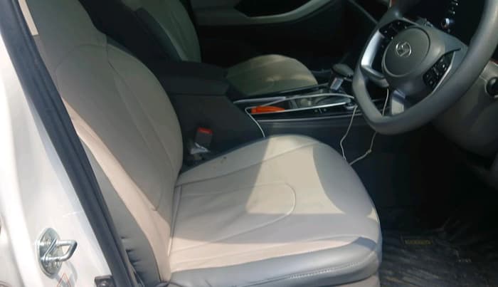 2025 Hyundai Creta 1.5 S (O) MPi iVT, Petrol, Automatic, 15,184 km, interior