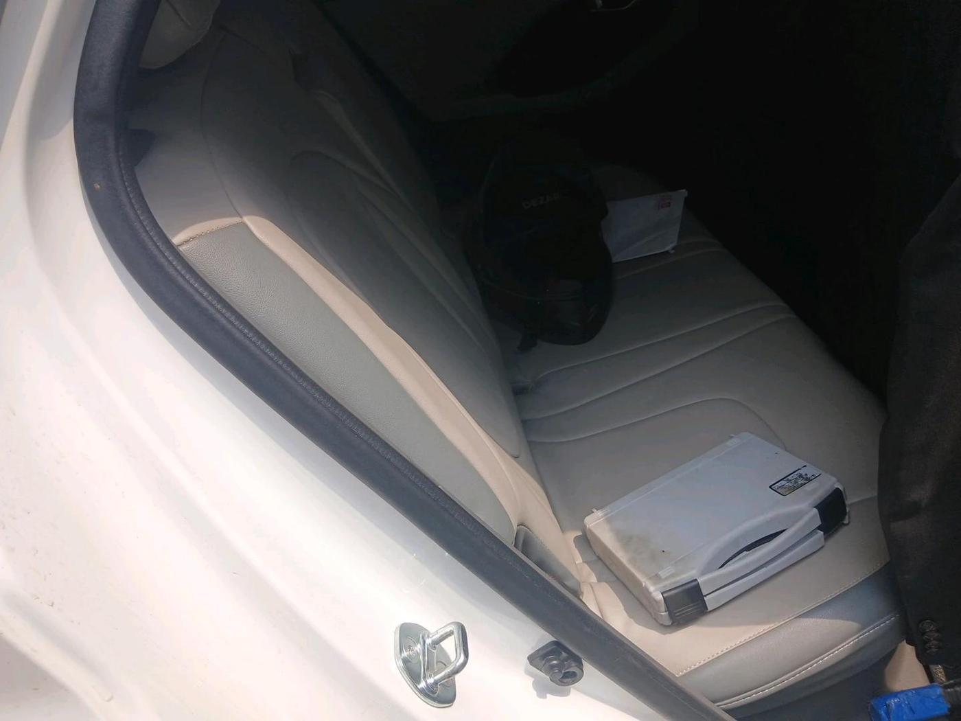 2025 Hyundai Creta 1.5 S (O) MPi iVT, Petrol, Automatic, 15,184 km, interior