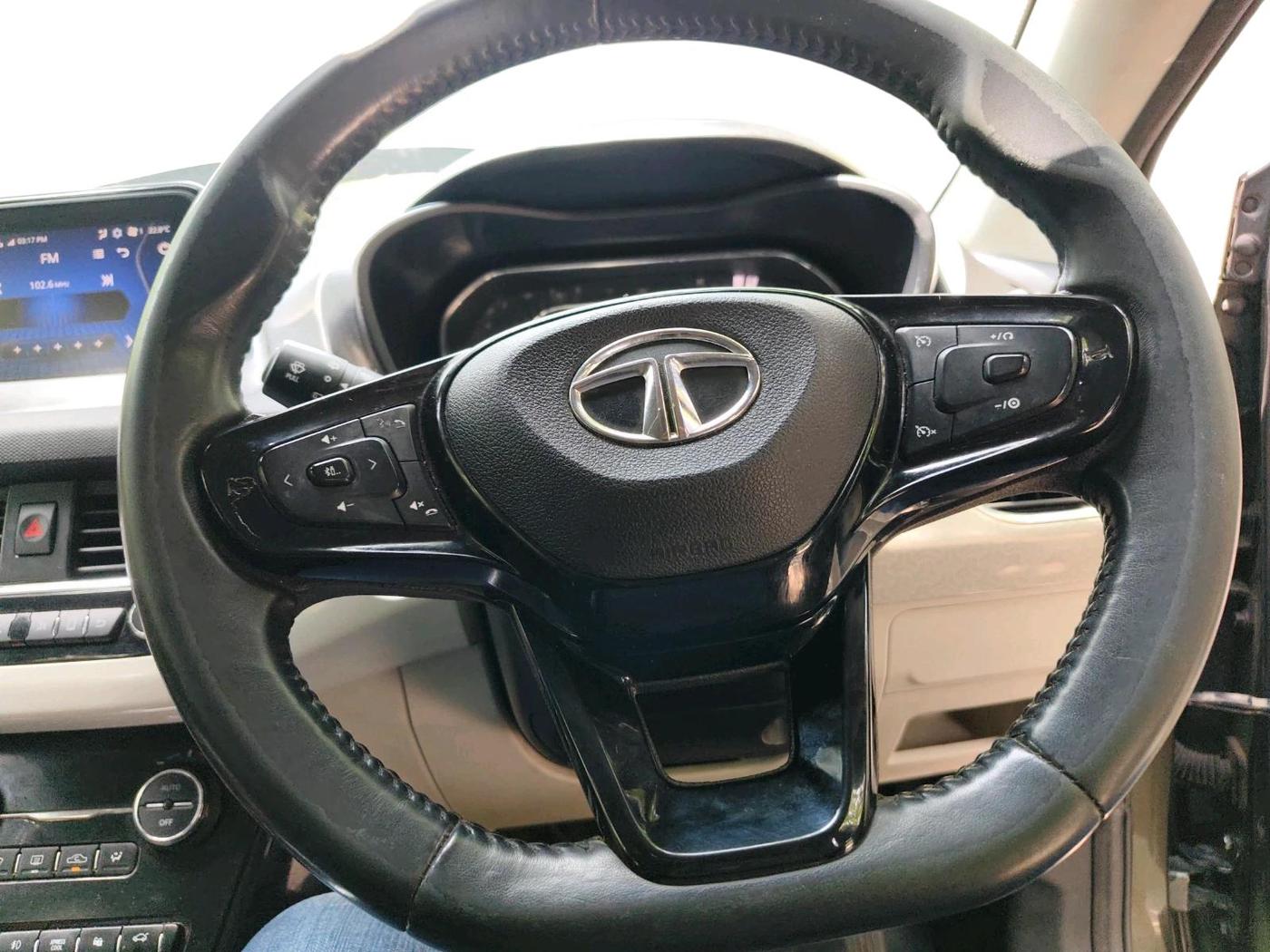 2020 Tata NEXON XZ PLUS (HS) PETROL, Petrol, Manual, 1,01,739 km, interior