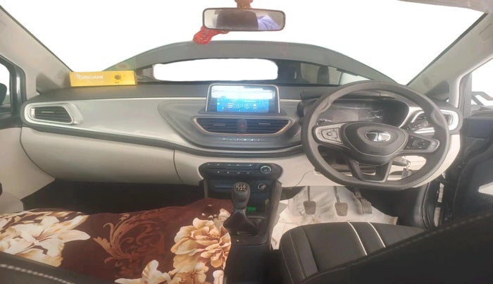 2025 Tata ALTROZ XM PLUS PETROL, Petrol, Manual, 1,075 km, interior