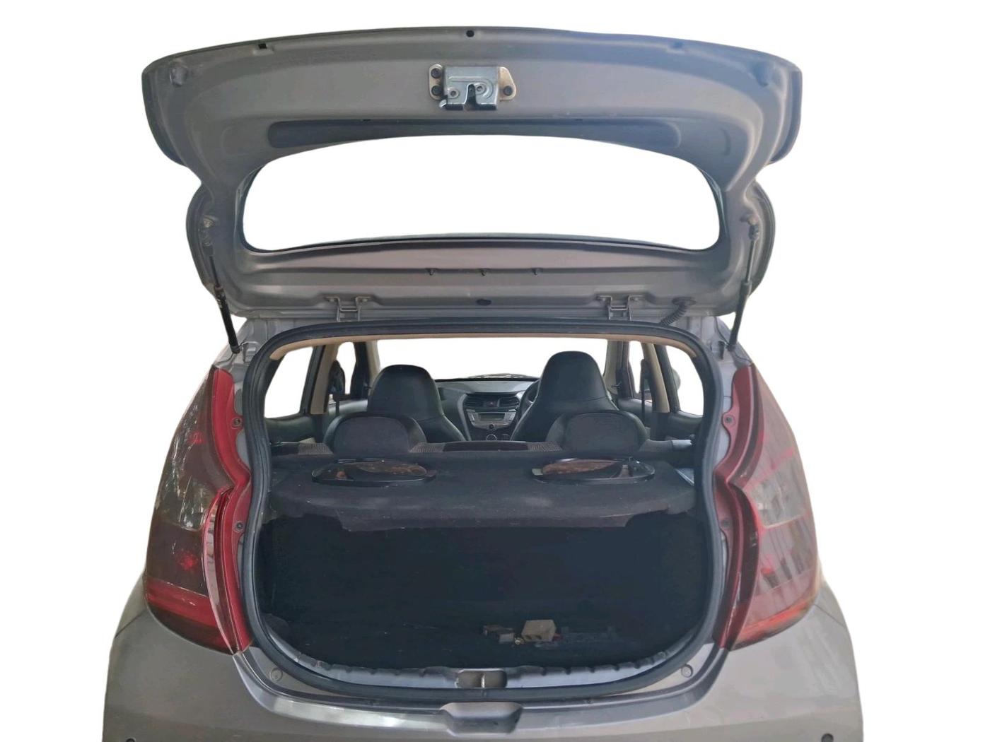 2014 Hyundai Eon MAGNA +, Petrol, Manual, 33,630 km, exterior