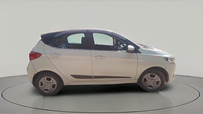 2019 Tata Tiago XZ PETROL, Petrol, Manual, 49,327 km, exterior