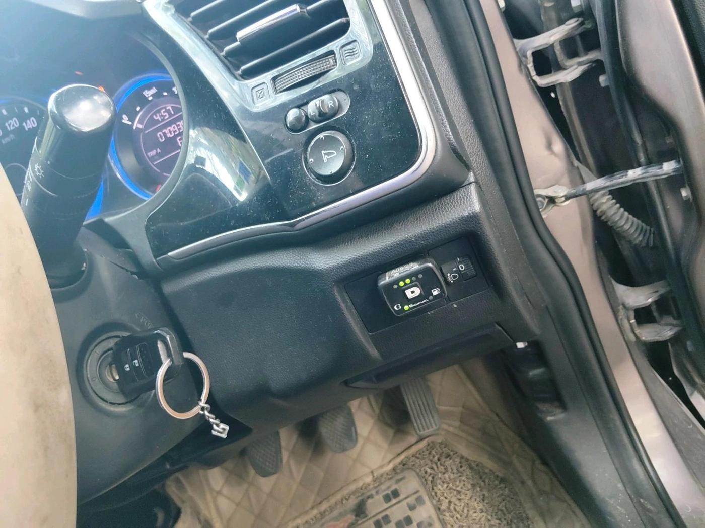 2015 Honda City 1.5L I-VTEC V MT, CNG, Manual, 70,936 km, interior