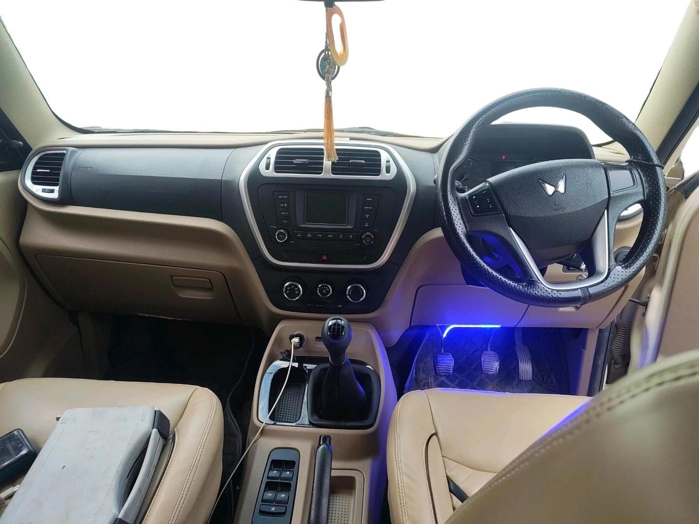 2022 Mahindra BOLERO NEO N 8, Diesel, Manual, 39,552 km, interior
