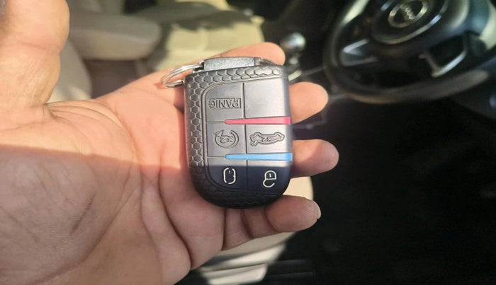 2017 Jeep Compass LONGITUDE 2.0 DIESEL, Diesel, Manual, 98,875 km, interior