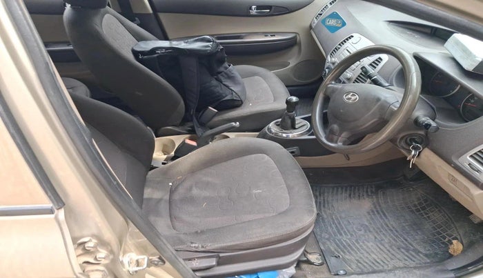 2011 Hyundai i20 MAGNA 1.2, Petrol, Manual, 82,705 km, interior