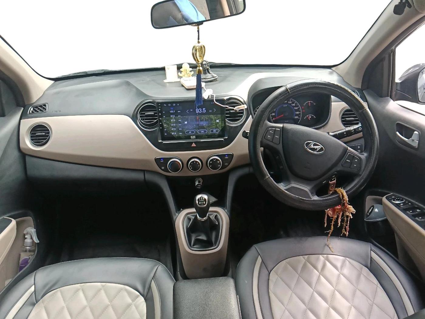 2016 Hyundai Grand i10 SPORTZ 1.2 KAPPA VTVT, Petrol, Manual, 41,931 km, interior