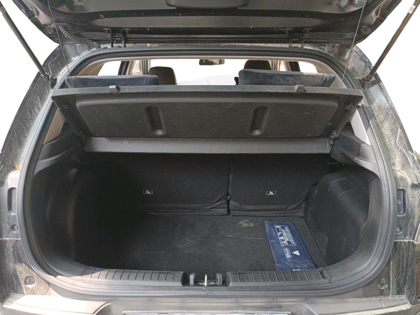 2024 Hyundai VENUE S(O) 1.2, Petrol, Manual, 9,752 km, exterior