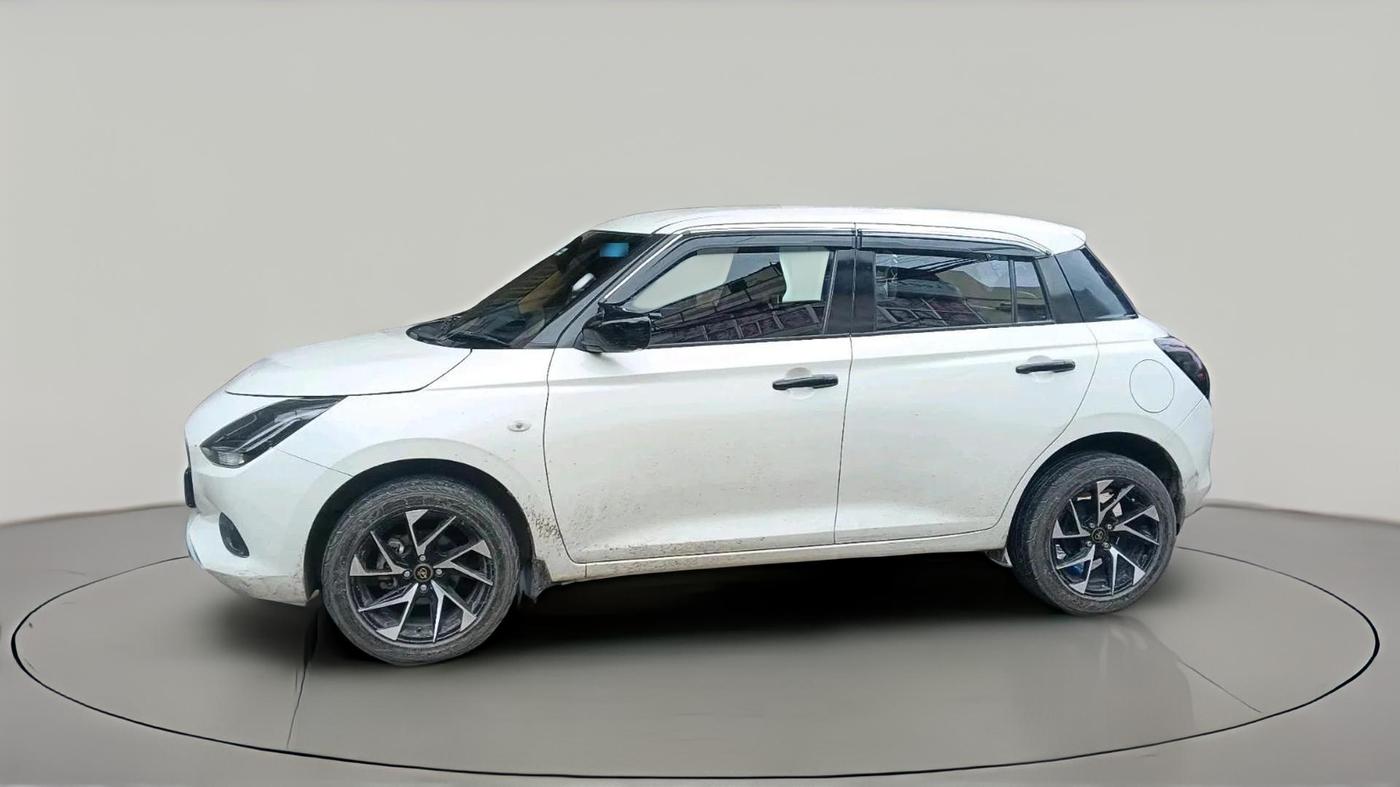 2024 Maruti Swift LXi, Petrol, Manual, 28,586 km, exterior