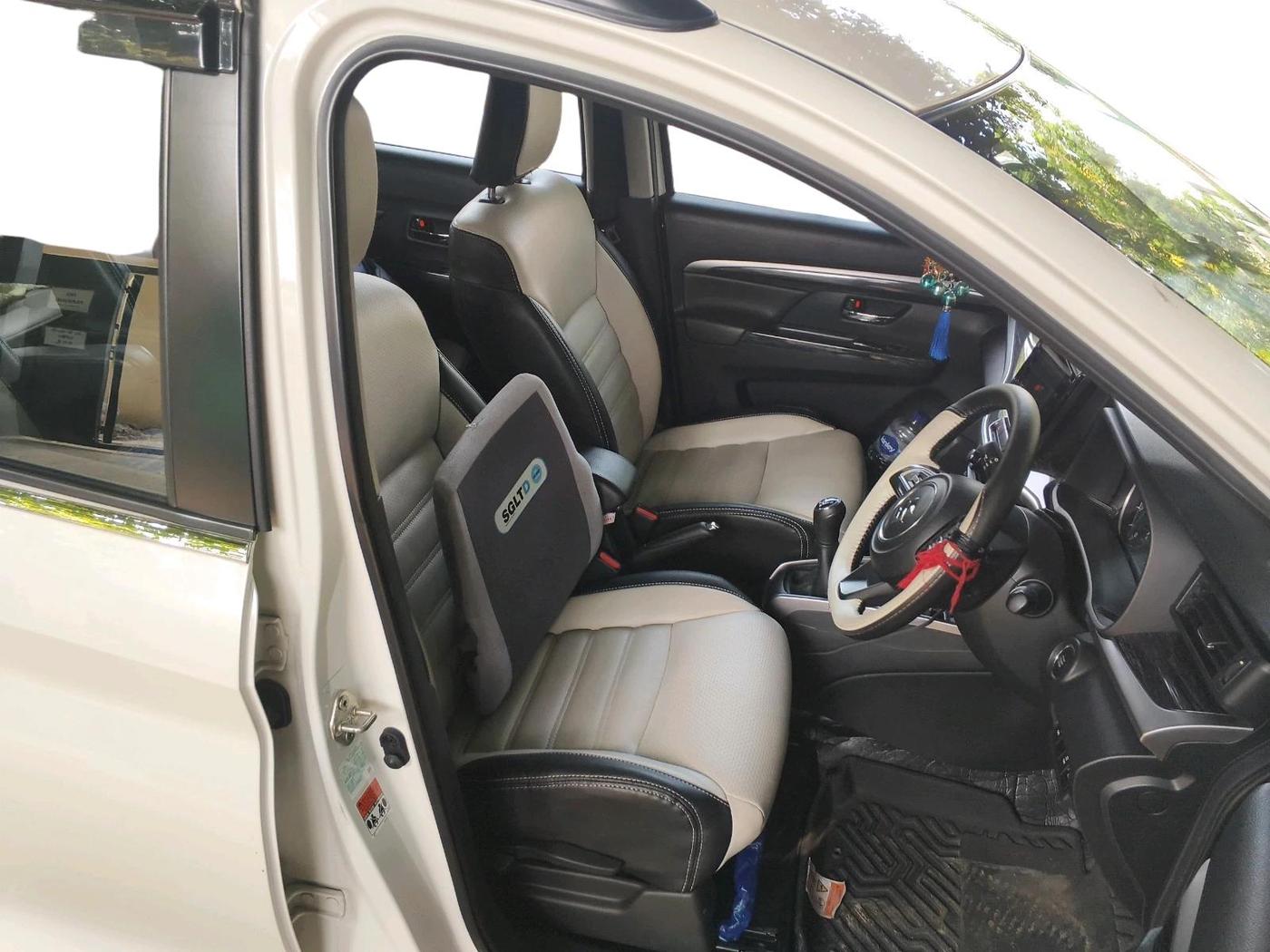 2024 Maruti XL6 ZETA MT, Petrol, Manual, 10,466 km, interior