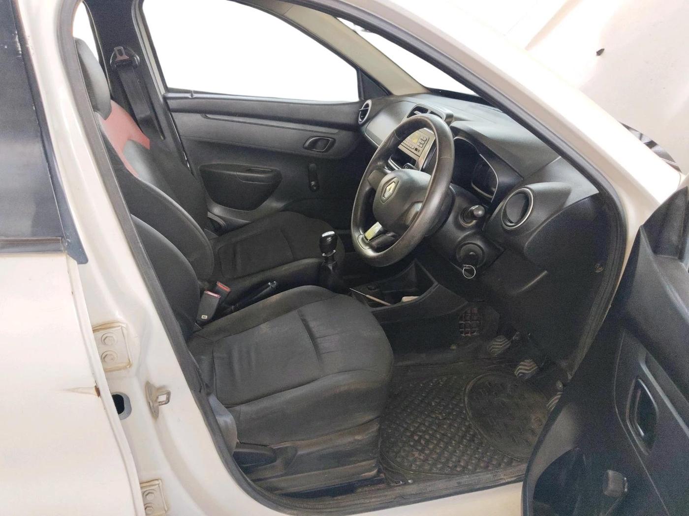2017 Renault Kwid RXL, Petrol, Manual, 57,669 km, interior