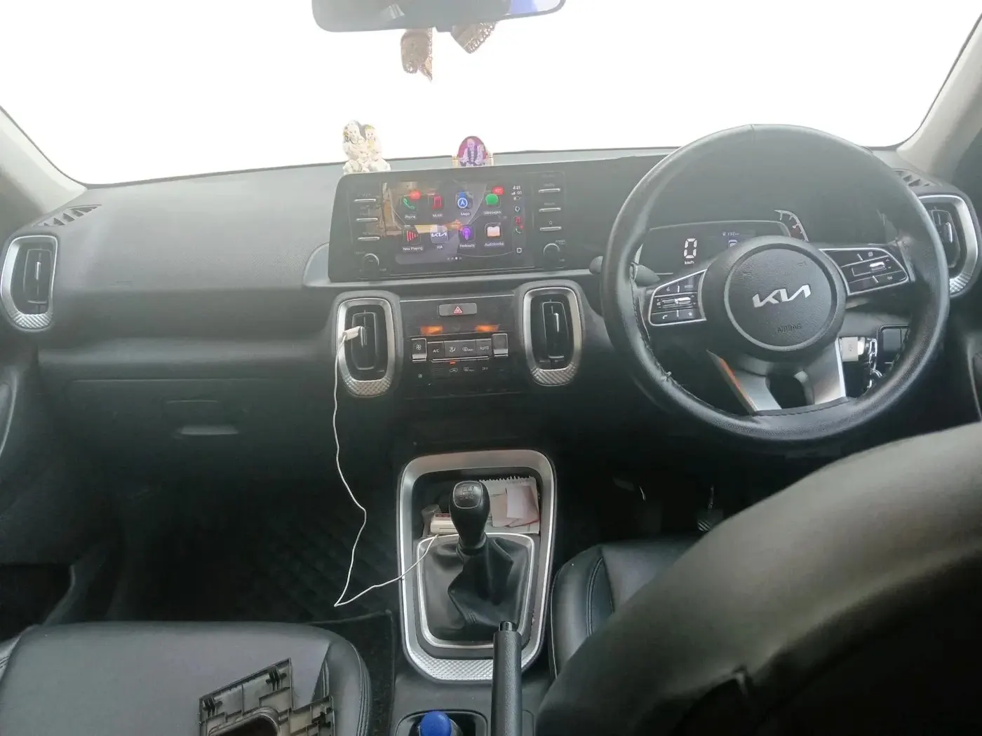 2023 KIA SONET HTK PLUS 1.2, Petrol, Manual, 22,703 km, interior