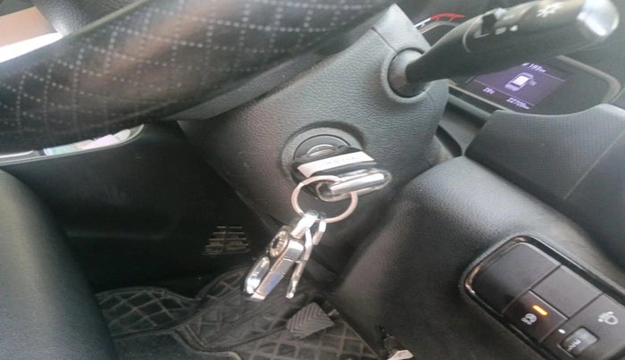 2023 KIA SONET HTK PLUS 1.2, Petrol, Manual, 22,703 km, interior