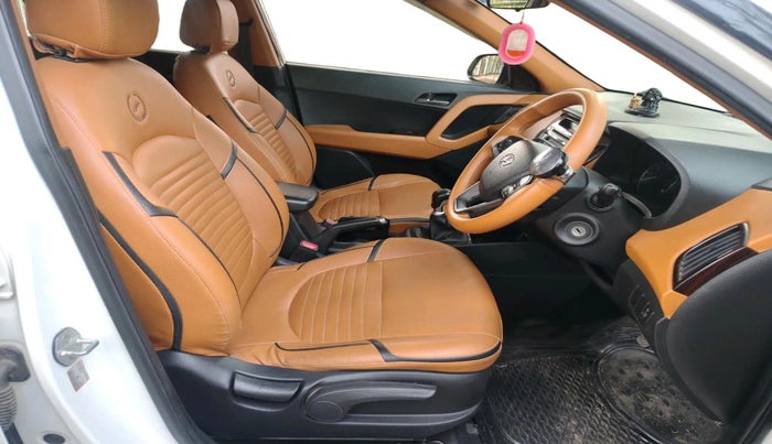 2016 Hyundai Creta BASE 1.6 PETROL, Petrol, Manual, 92,994 km, interior