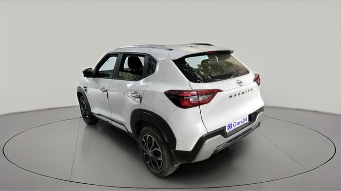 2023 Nissan MAGNITE XE, CNG, Manual, 24,686 km, exterior