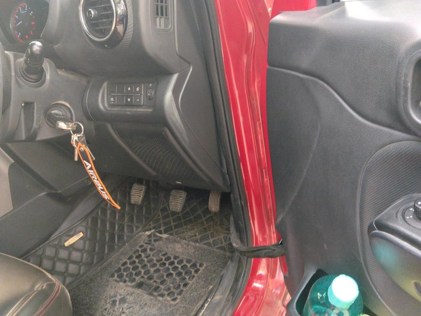 2022 Mahindra Thar LX HT PETROL 4WD MT, Petrol, Manual, 26,578 km, interior