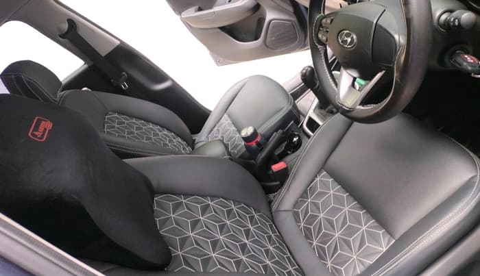 2020 Hyundai VENUE S 1.2, Petrol, Manual, 27,530 km, interior