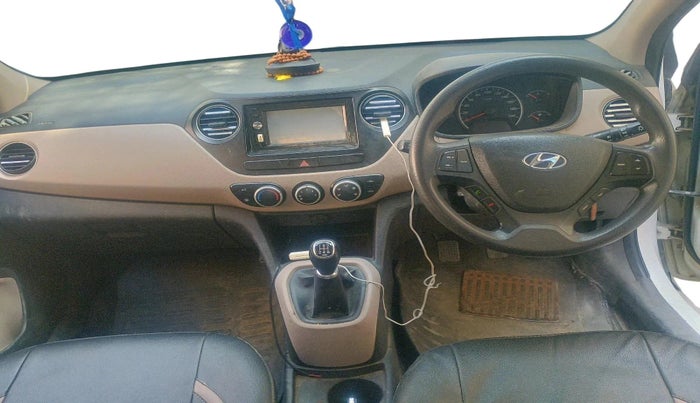2016 Hyundai Grand i10 SPORTZ 1.2 KAPPA VTVT, Petrol, Manual, 61,916 km, interior