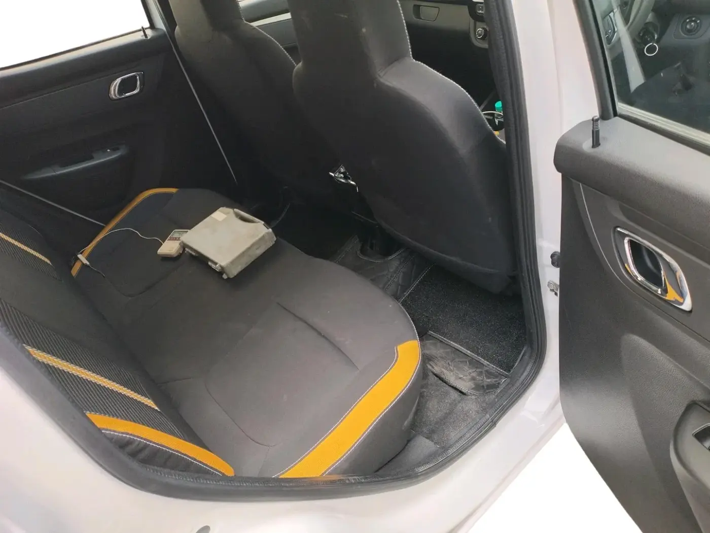 2023 Renault Kwid CLIMBER AMT 1.0, Petrol, Automatic, 4,515 km, interior