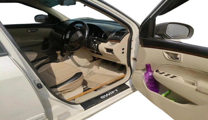 2014 Maruti Swift Dzire VXI, CNG, Manual, 98,556 km, interior