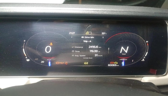 2022 Mahindra XUV700 AX 5 D AT 7 STR, Diesel, Automatic, 60,063 km, interior