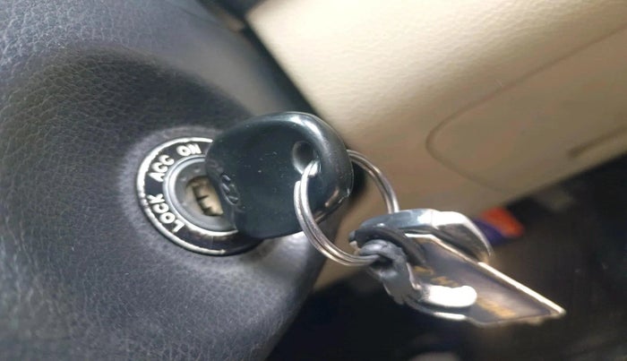 2011 Hyundai Eon MAGNA O, Petrol, Manual, 1,38,124 km, interior