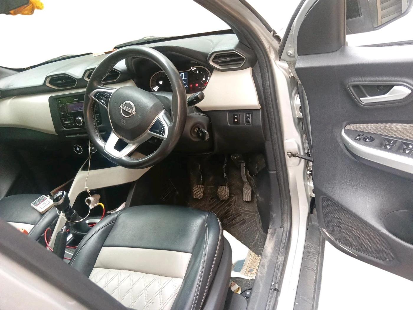 2021 Nissan MAGNITE XL, Petrol, Manual, 61,188 km, interior