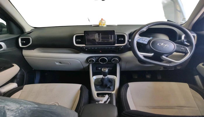 2022 Hyundai VENUE SX 1.2 PETROL, Petrol, Manual, 34,599 km, interior