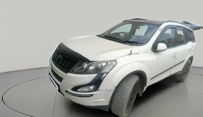 2016 Mahindra XUV500 W10, Diesel, Manual, 1,00,168 km, exterior