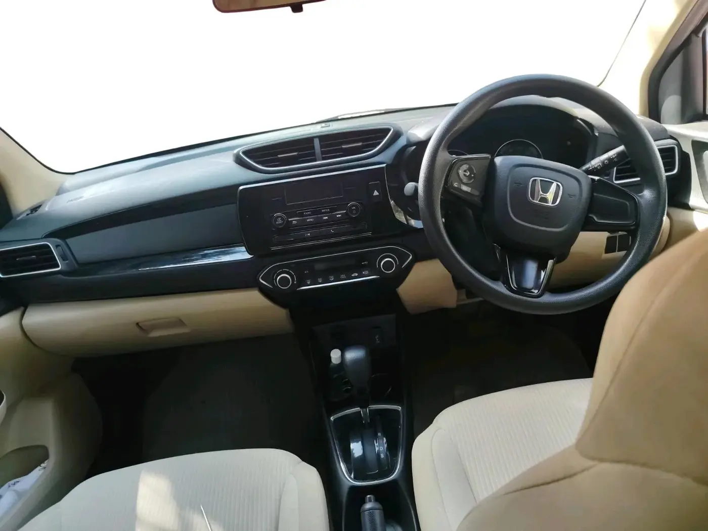 2018 Honda Amaze 1.2L I-VTEC V CVT, Petrol, Automatic, 66,140 km, interior
