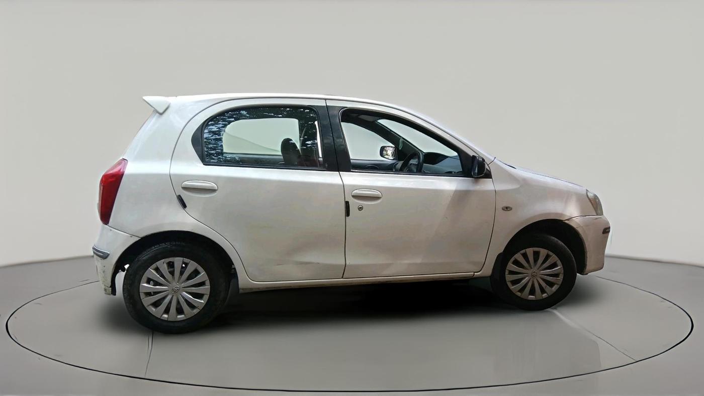2012 Toyota Etios Liva G, Petrol, Manual, 91,723 km, exterior