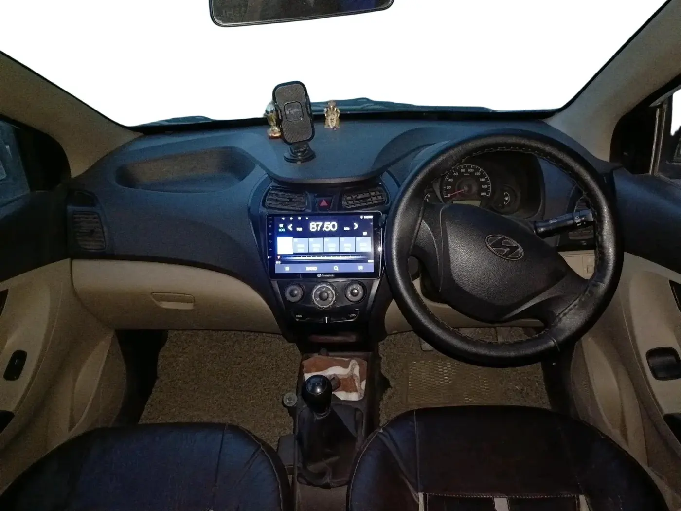 2014 Hyundai Eon ERA +, Petrol, Manual, 70,523 km, interior