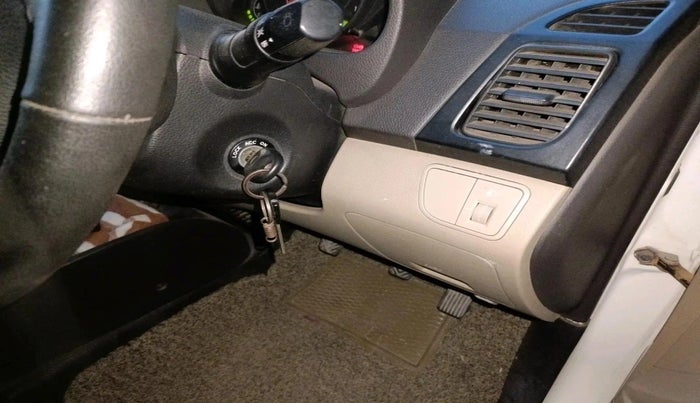 2014 Hyundai Eon ERA +, Petrol, Manual, 70,523 km, interior