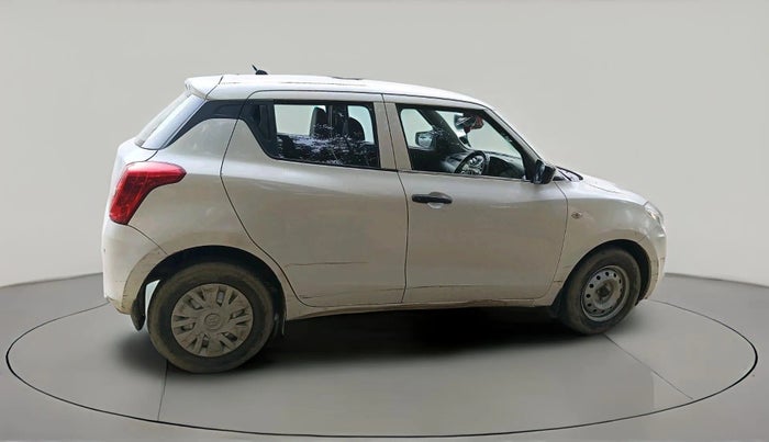 2020 Maruti Swift LXI, Petrol, Manual, 37,249 km, exterior