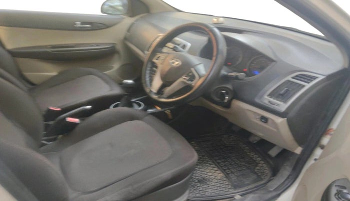 2012 Hyundai i20 SPORTZ 1.2, CNG, Manual, 78,173 km, interior