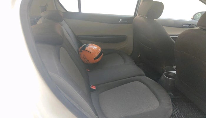 2012 Hyundai i20 SPORTZ 1.2, CNG, Manual, 78,173 km, interior