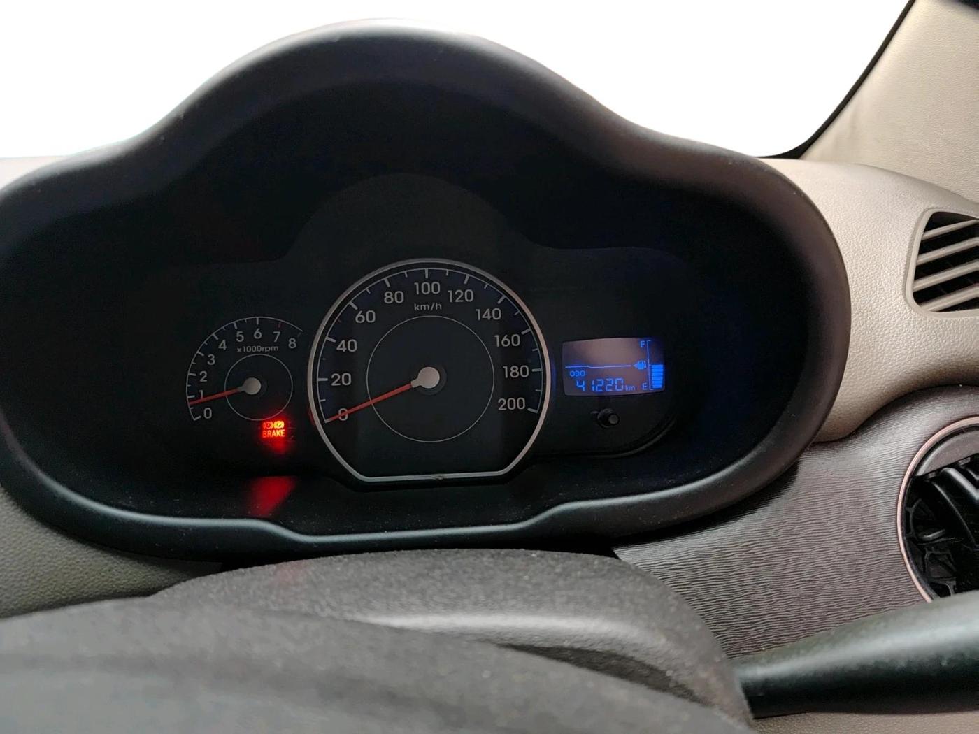 2011 Hyundai i10 MAGNA 1.2, Petrol, Manual, 41,220 km, interior