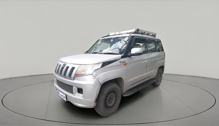2016 Mahindra TUV300 T6, Diesel, Manual, 1,19,811 km, exterior
