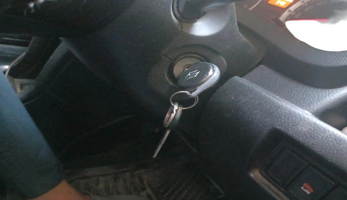 2012 Maruti Swift VXI, Petrol, Manual, 59,998 km, interior