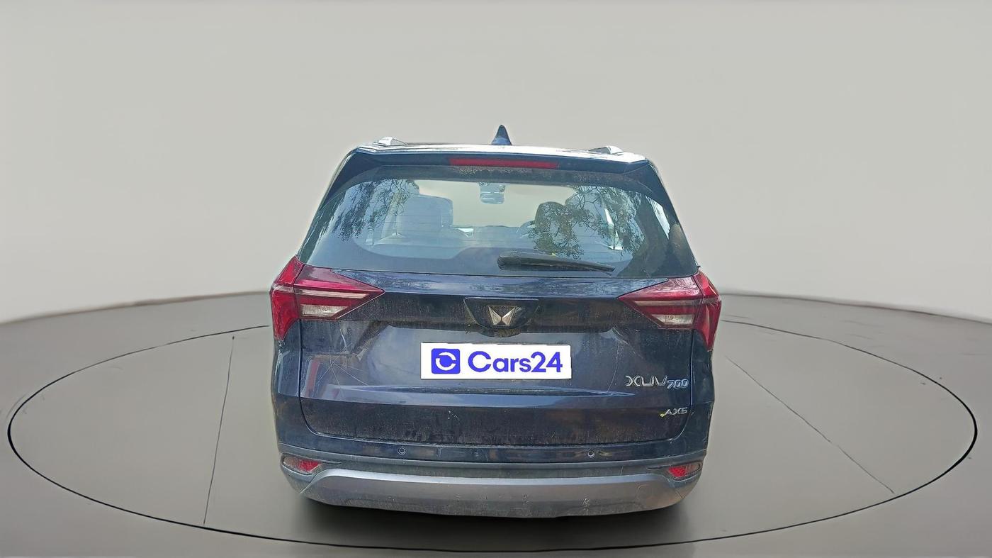 2022 Mahindra XUV700 AX 5 P MT 5 STR, Petrol, Manual, 56,321 km, exterior