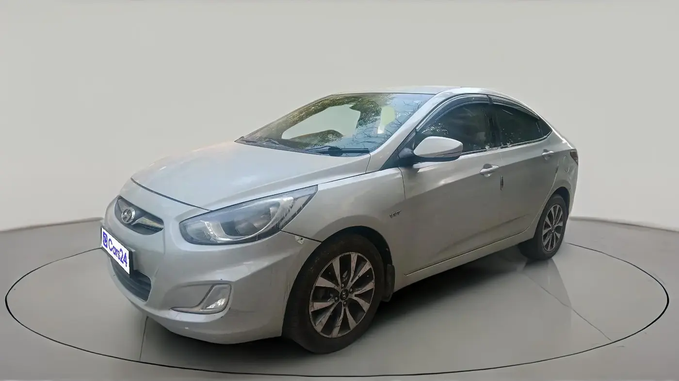 2013 Hyundai Verna FLUIDIC 1.6 VTVT SX, Petrol, Manual, 95,803 km, exterior